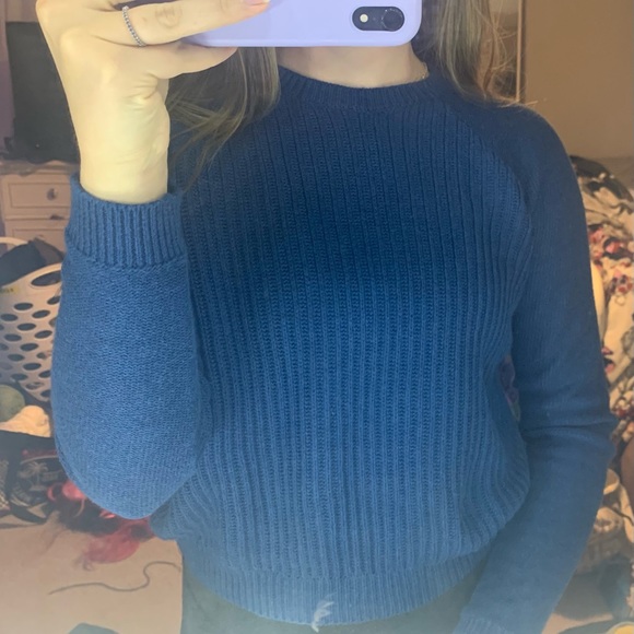 Cropped sweater - Picture 2 of 4